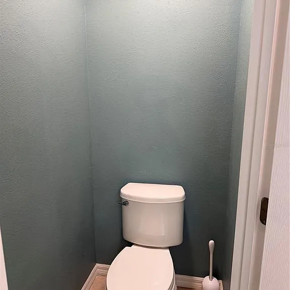 4823 Carrington Cir — Photo 37