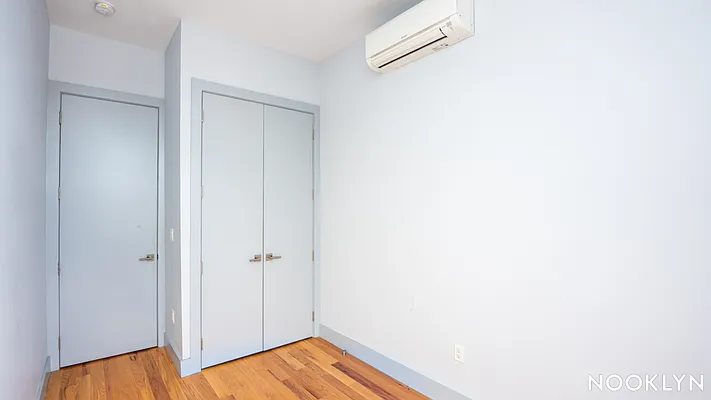 Rented by Nooklyn NYC LLC | media 30