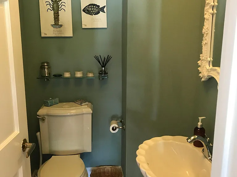 100 Shady Ln — Photo 6