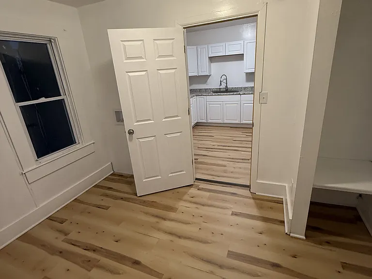 827 Ferguson St #1 — Photo 8