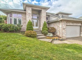 9277 SE Cambray Way, Happy Valley, OR 97086