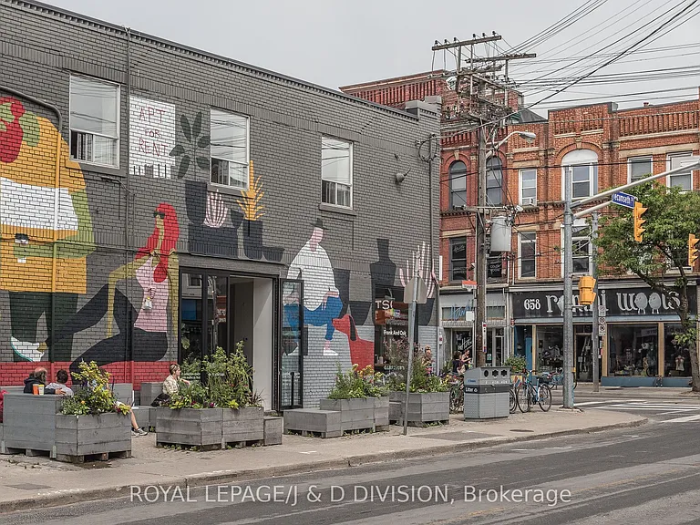 640 Adelaide St W — Photo 27