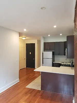 Rented by Greenacre Management | media 59