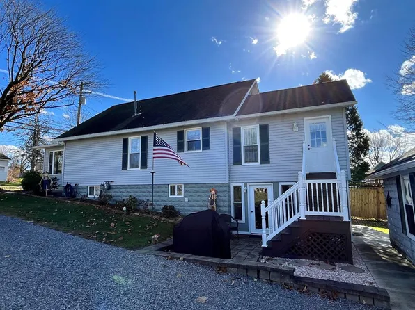 131 S Main St, Seneca, PA 16346