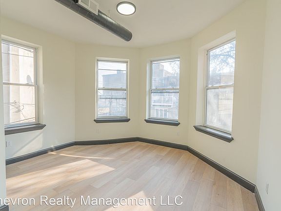 2nd image of 1514 W Girard Ave #11783979