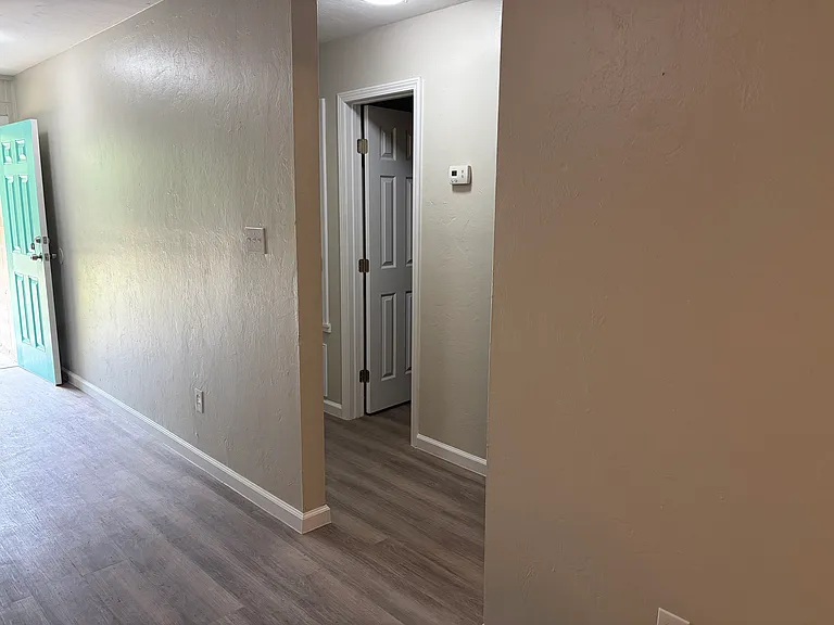 1825B S Gadsden St #1855B — Photo 6