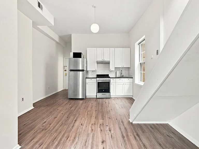 2036 Mount Vernon St #2RR — Photo 6