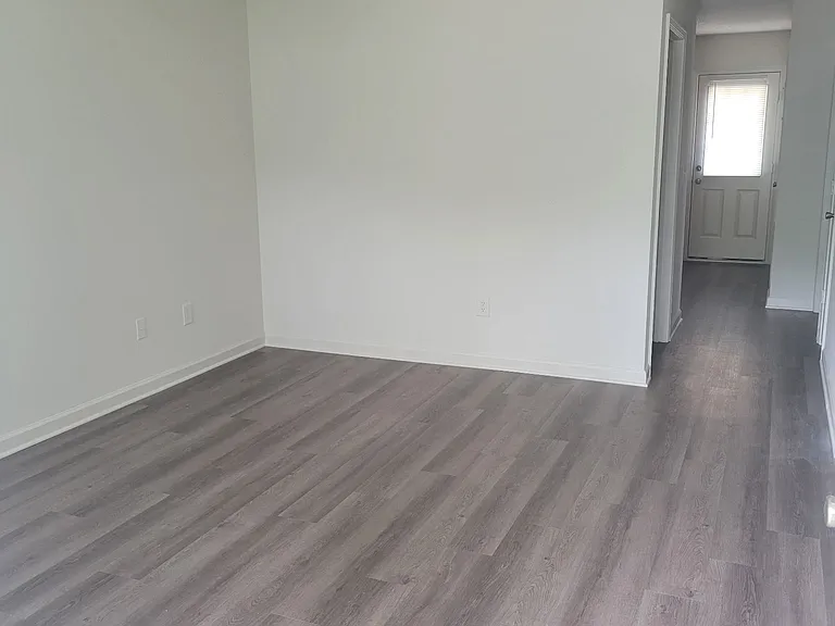 971 Howard Ave — Photo 3