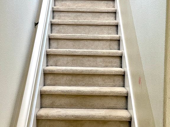 2nd image of 719 Veranda Cir