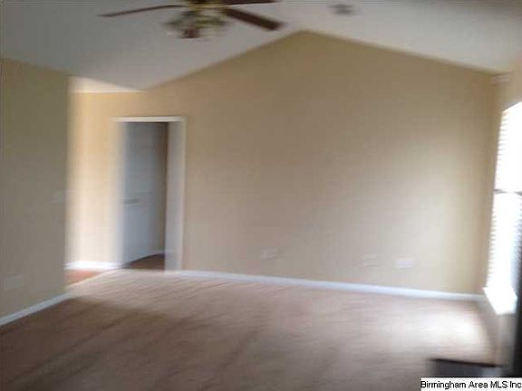 3rd image of 14221 Southland Dr