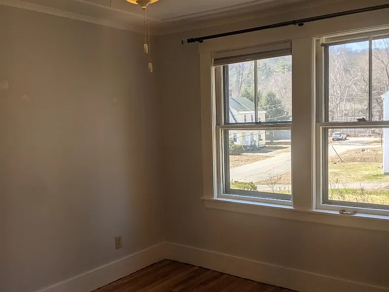 15 Manley St #2 — Photo 10