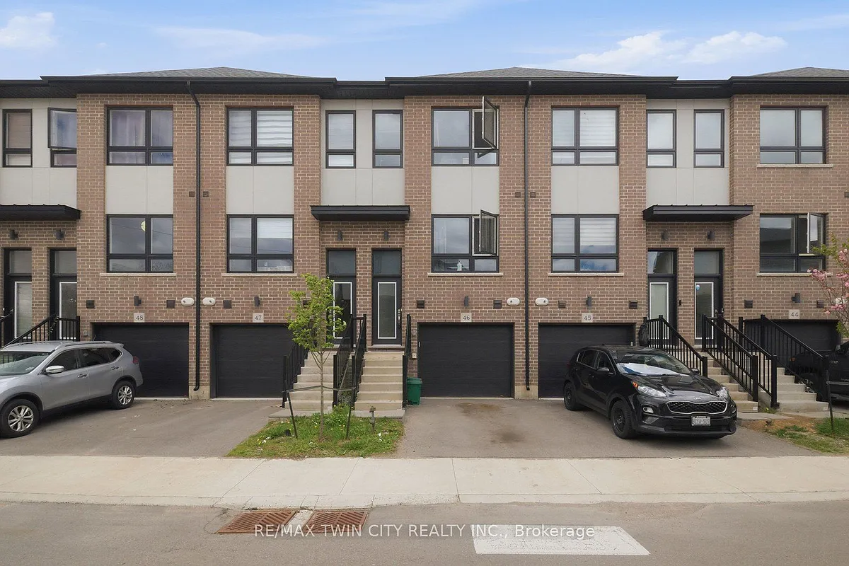 Building Photo - 720 Grey St #46