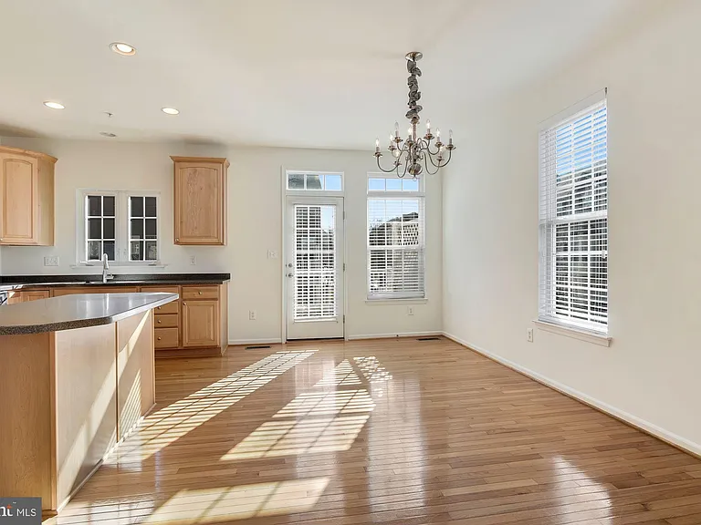4801 Portsmouth Rd #17 — Photo 10