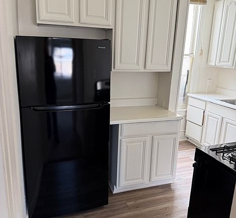 2nd image of 1512 Park St APT 1