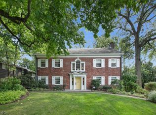 48 Oakland Rd, Maplewood, NJ 07040