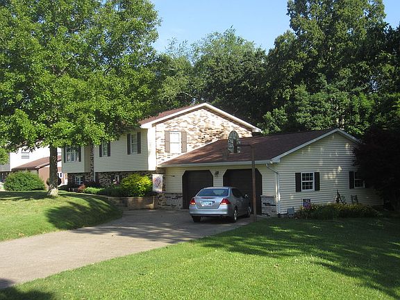 2nd image of 40 Teri Ln