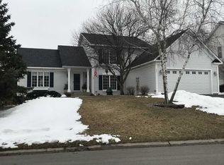 880 Autumn Dr, Woodbury, MN 55125