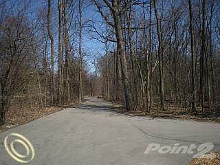 2nd image of 1000 Forest Ln