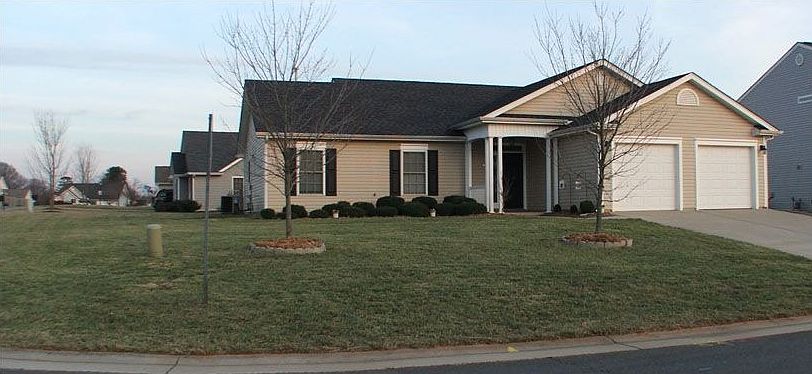 Front of house / corner lot