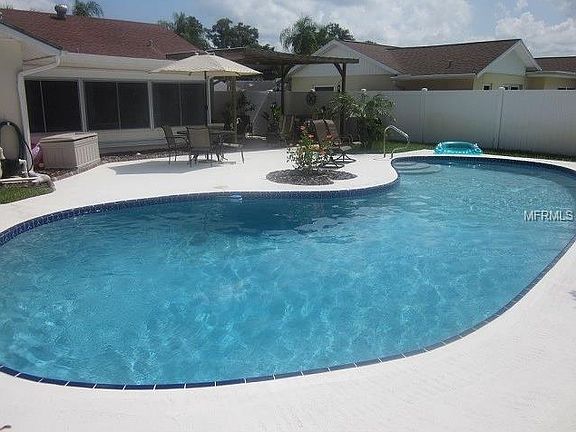 2nd image of 2861 Saint Croix Dr