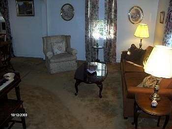 2nd image of 11 Highfield Ln
