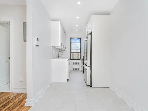 3101 Ocean Parkway image 18 of 39