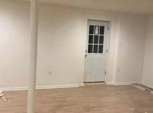 9310 E Carondelet Dr, Manassas Park, VA