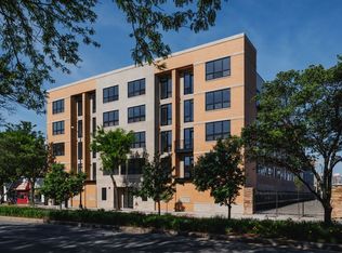 224 S Ashland, Chicago, IL 60607