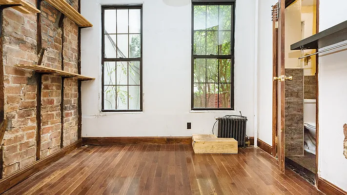 Rented by Nooklyn NYC LLC | media 20