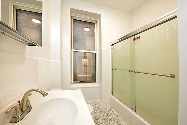 Rented by Walber 82nd Street | media 11