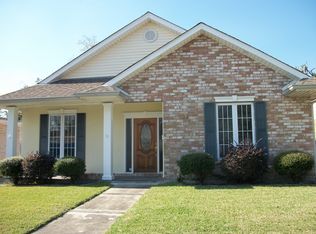 726 Brockenbraugh Ct, Metairie, LA 70005