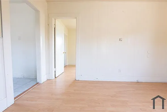 720 King Ave — Photo 10