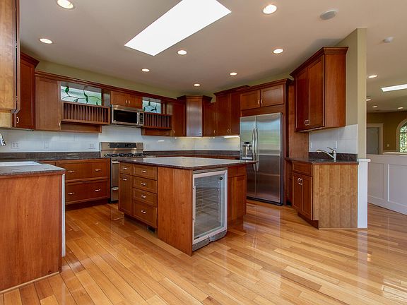3rd image of 3111 N Lawrence St