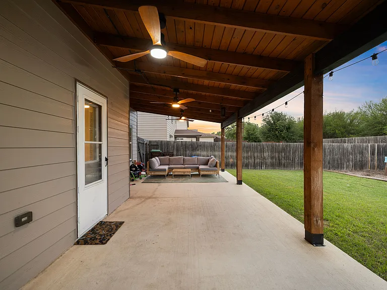 7814 Blackhawk Pass — Photo 5