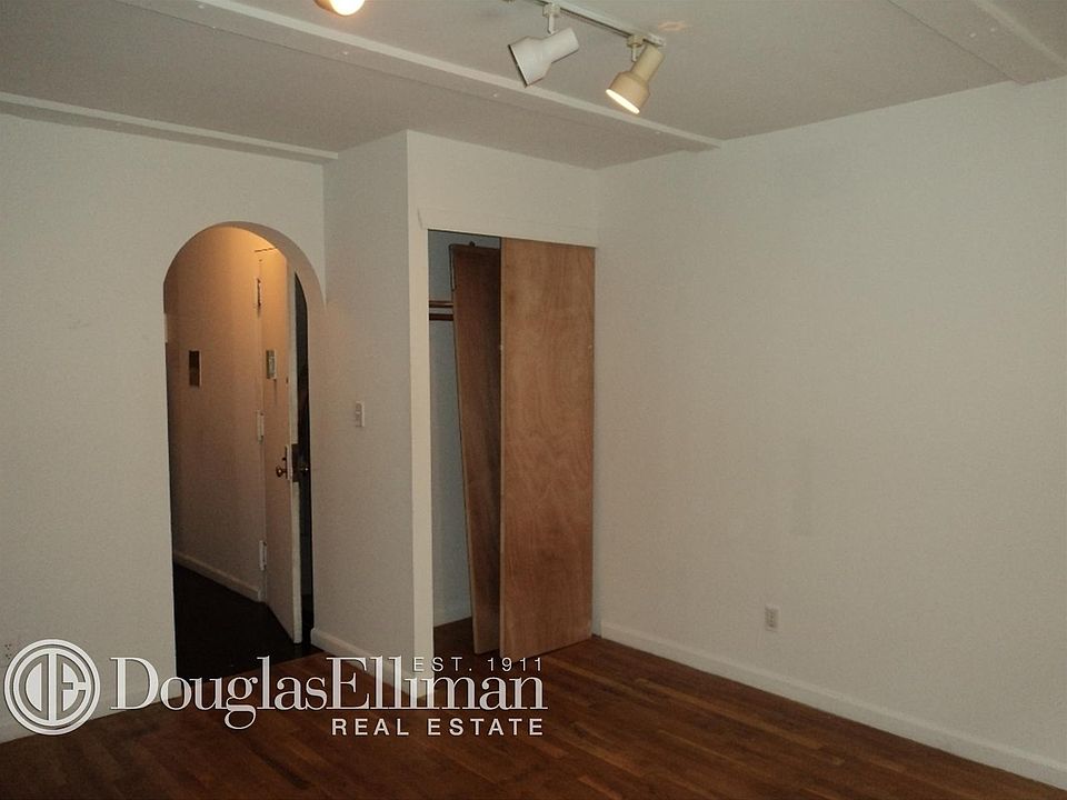 1st image of 224 Sullivan St APT E31