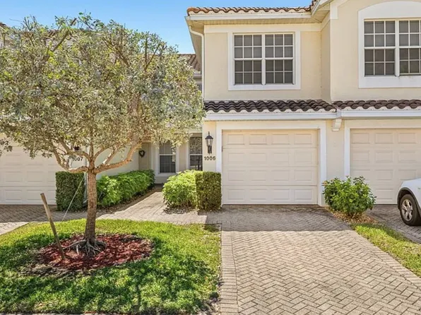 1315 Henley St APT 1006, Naples, FL 34105
