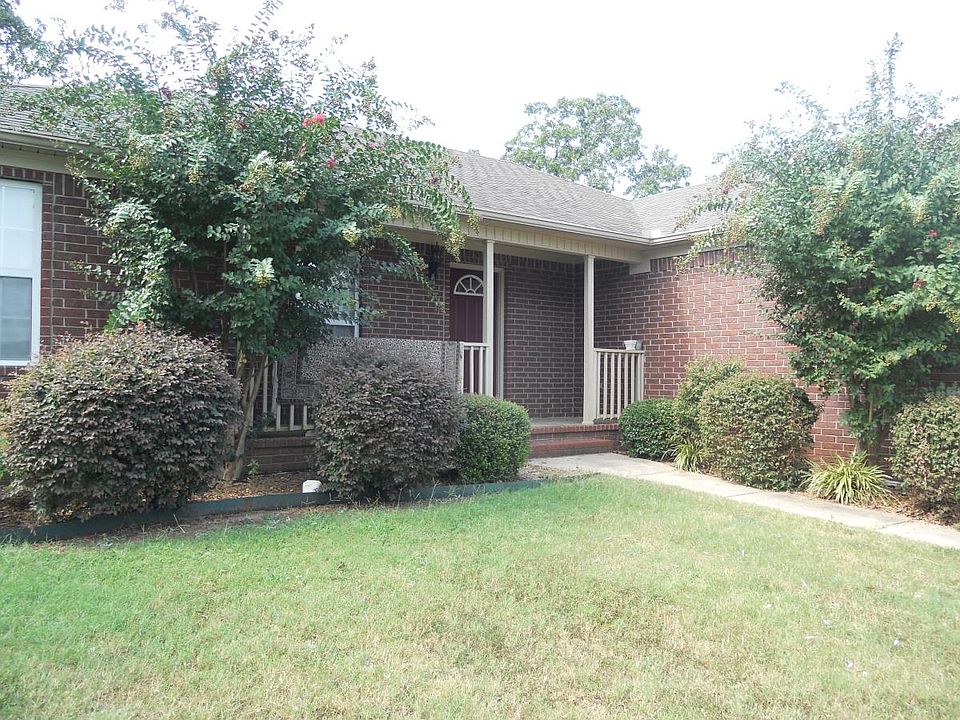 At end of cul-de-sak