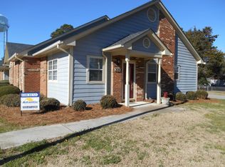 300 Old Spring Hill Ln, Fuquay Varina, NC 27526