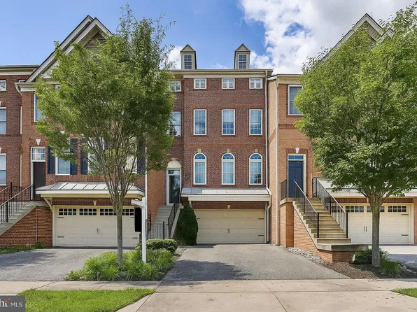 8516 Pine Springs Dr, Severn, MD 21144