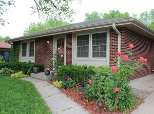 2930 S 57th St, Lincoln, NE 68506