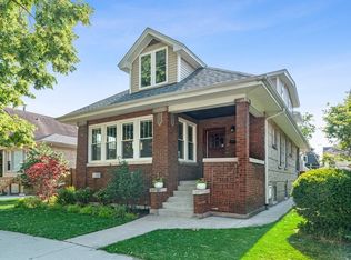 1131 S East Ave, Oak Park, IL 60304