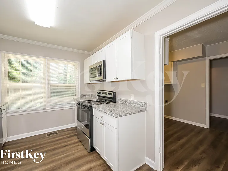 2668 Hood Ave NW — Photo 6