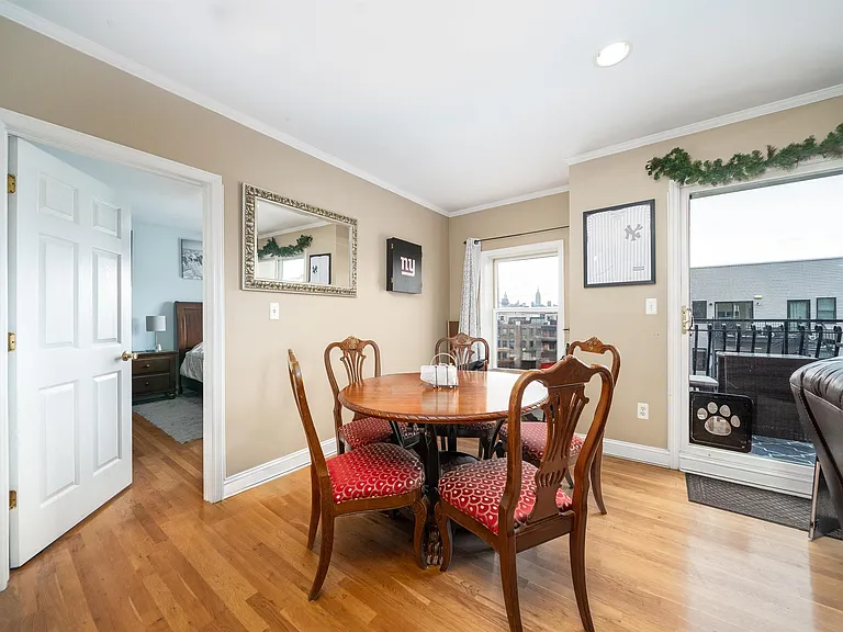 621 Monroe St #8B — Photo 6