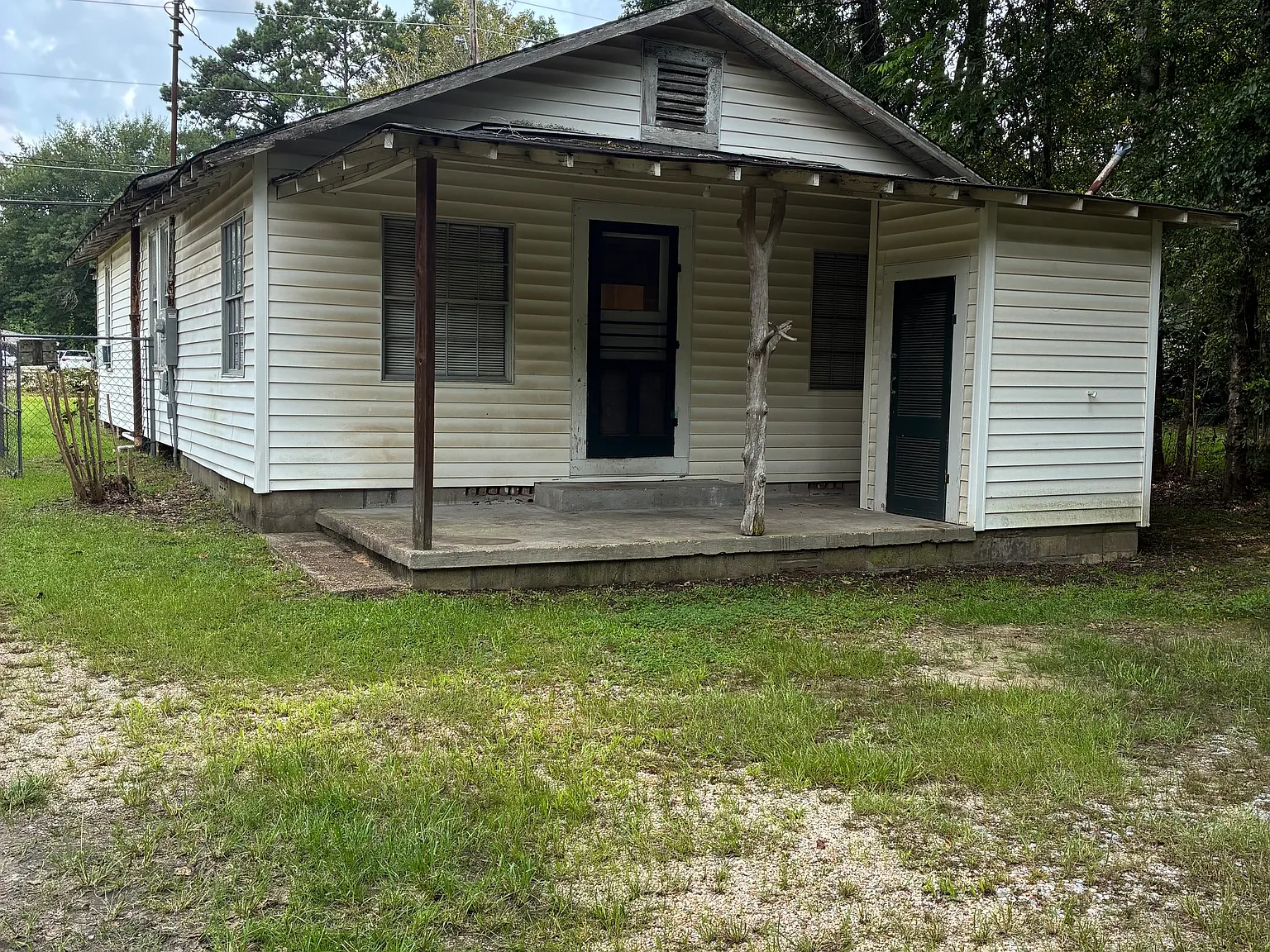 2 bed, 1425 sqft, $895 — Photo 2