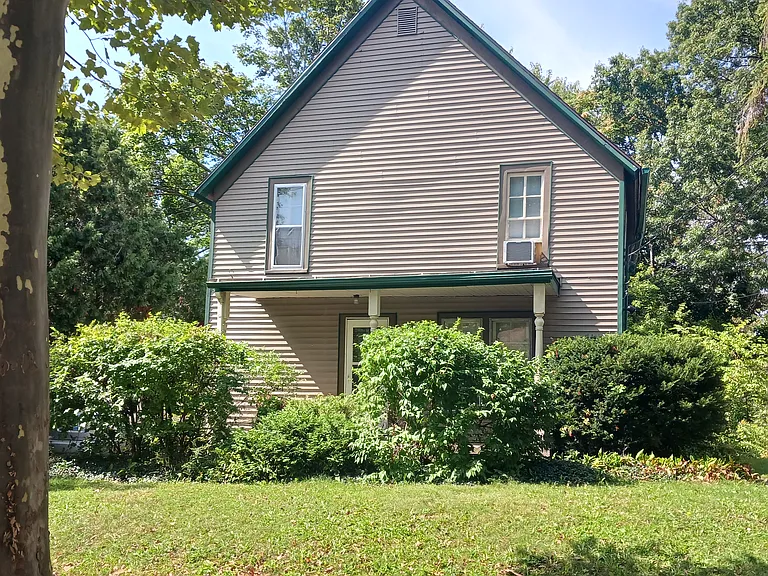 311 Plymouth Ave NE #1 — Photo 1