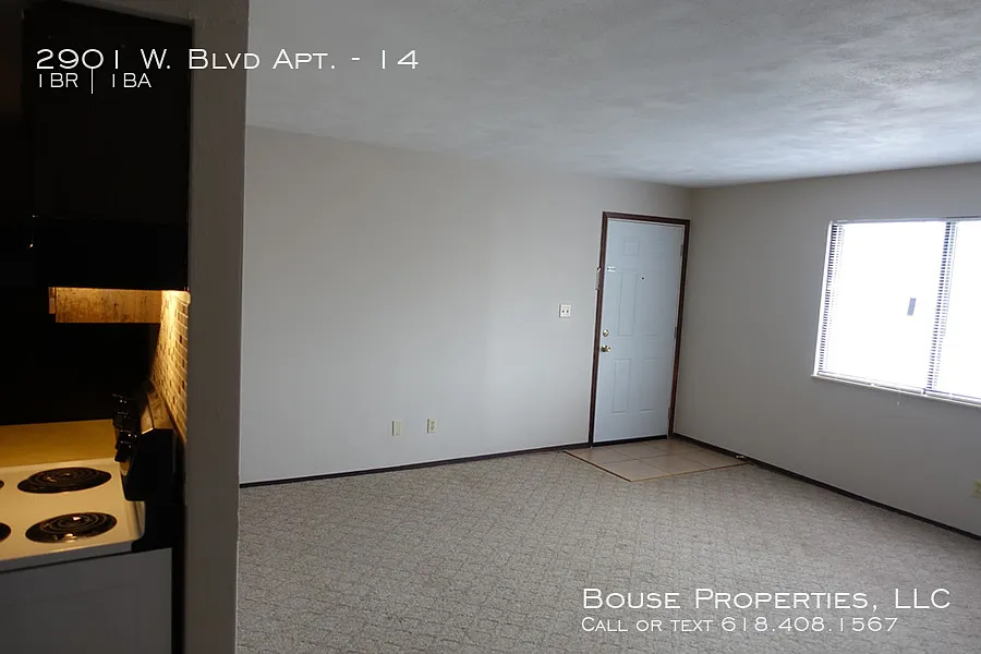 Bouse Apartment Homes — Photo 3