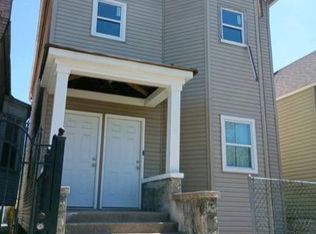 8813 S Escanaba Ave #2U, Chicago, IL 60617