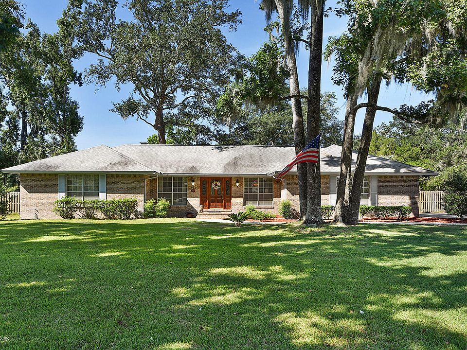 1st image of 417 Perthshire Dr