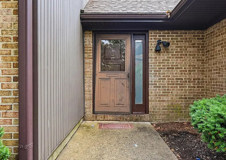 307 Cutty Ct — Photo 3