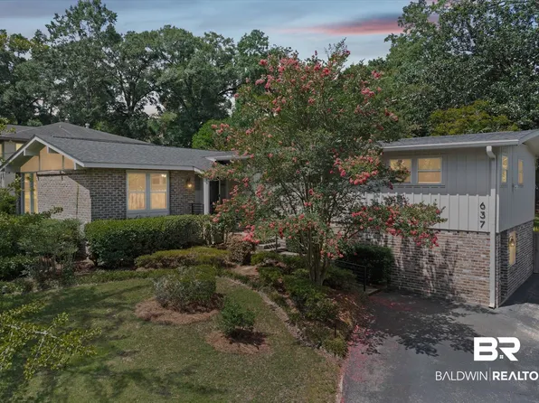637 Chelsea Dr E, Mobile, AL 36608